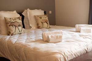 Dubbele bed - Lit double - Doppelbett - Kingsize bed