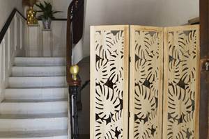 escalier_hotel_compresse