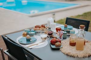 petit dej' en terrasse