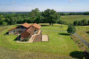 Drone et panorama du gite
