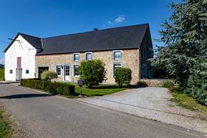 facade avec parking