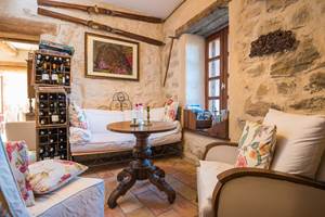 salon maison le four à pain - le roc sur l'orbieu-location vacances entre Carcassonne et Narbonne