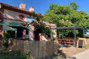 Maison Ecluse N°17 - Terrasse du café (1)