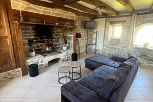 Gîte Rocamadour - Salon ouvert sur séjour