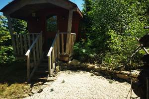 les bois de saint Auvent  roulotte exterieur