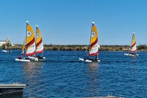 Activité école de voile sur mer et Orb