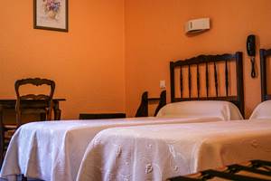 chambre lits jumeaux standard Hotel Ambeille
