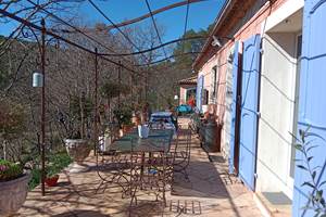 Autre vue de la GRANDE TERRASSE coté Piscine