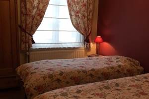 CHAMBRE ROUGE