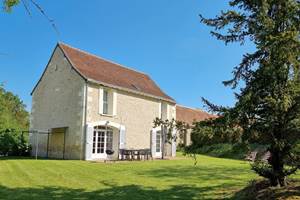 Chaque maison est indépendante, La Poulinière - Domaine des Cyclamens