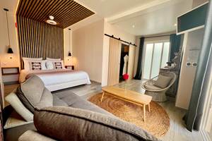 La Villa des Cannes Suite SARKARA 006