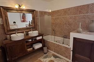 Salle de Bain Baignoire et douche