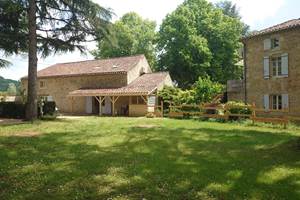 Domaine La Buissière "Le Gîte" vue duparc privé du "Gite"