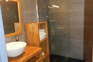 c2bf3834-333e-4641-b602-5976c7f84a8a.1.10