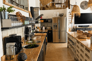 Une cuisine entièrement équipée pour vivre la Provence comme à la maison