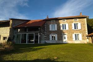 maison façade soleil halte du Pèlerin