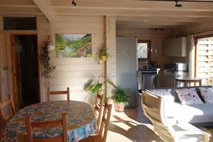 Séjour lumineux au rez-de-chaussée