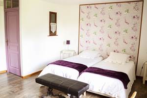 CH N° 6 // 2 lits 90 x 200