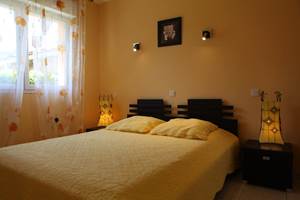 Meriva - Gites 6-8 personnes (06)