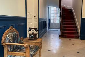 Entrée escalier chambres étage La Maison Voyage 41