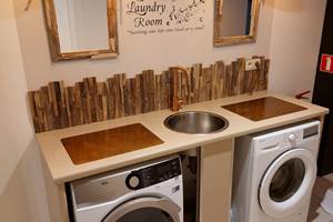 Buanderie: 2 laves linges et 2 sèches linges disponibles.