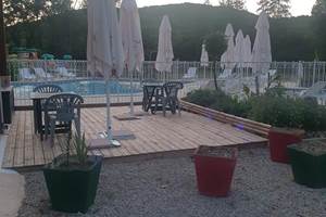 "Le Clos du Moulin", Village de Gîtes en Périgord : la piscine