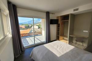 domainelatoupie-chambredhote-roussillon-oenotourisme