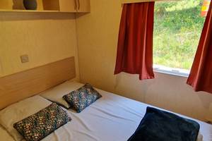 camping-la-perle-creuse-MH Arizona-chambre1