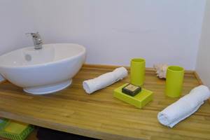 le-secret-d-alpinia-salle-de-bain-zen-sainte-anne