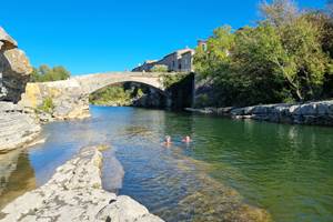 baignade sur l'Orbieu à Ribaute
