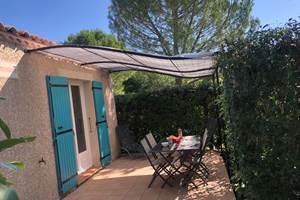 Les Mazets du Rouret -  1 terrasse Pin Parasol