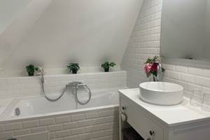 salle-de-bain-baignoire-chaumiere-tourville-en-auge-normandie