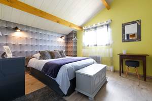 Chambre Capucine, Etage, Exposition Sud, 1 lit 140 x 200