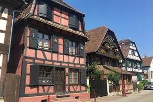 Gite du merle , f2 de 45 m2 , maison rose