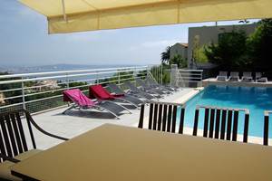 mobilier de terrasse piscine transats