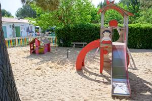 Aire_jeux1