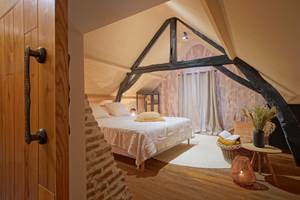 ®GitesLaFermeduParc_chambre_fournil