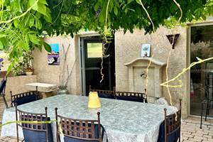 pergola glycine