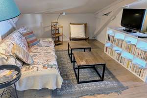 salon TV NETFLIX 16 Bis gite hotel