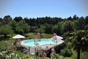 ailhon piscine ombre bleue du figuier gîtes et chambres d'hôtes avec piscine Ardèche