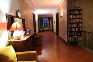 Les Volets Bleus etage