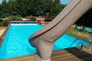 camping-la-perle-creuse_piscine _toboggan