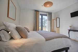 CHAMBRE 4