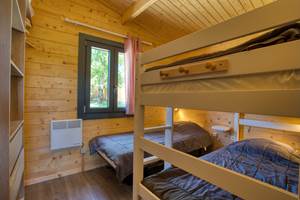 Chambre 2 chalet Commarque