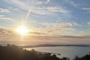 Terrasse sur toit villa Super Cannes au coucher de soleil