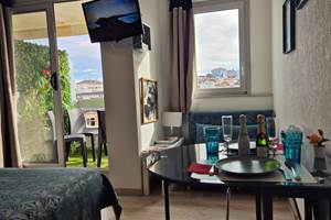 Déjeuner en tête à tête