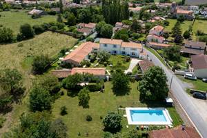 L'ENCLOS BLEU - VUE AERIENNE Sud_Nord