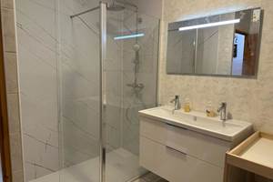 Douche (1/3) étage Gite le vieux pressoir