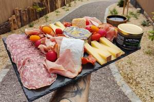 planche apéro (photo non contractuelle) ici pour 4