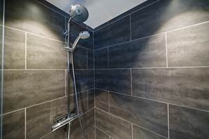 @DenisCloson espace Douche appartement ROPS